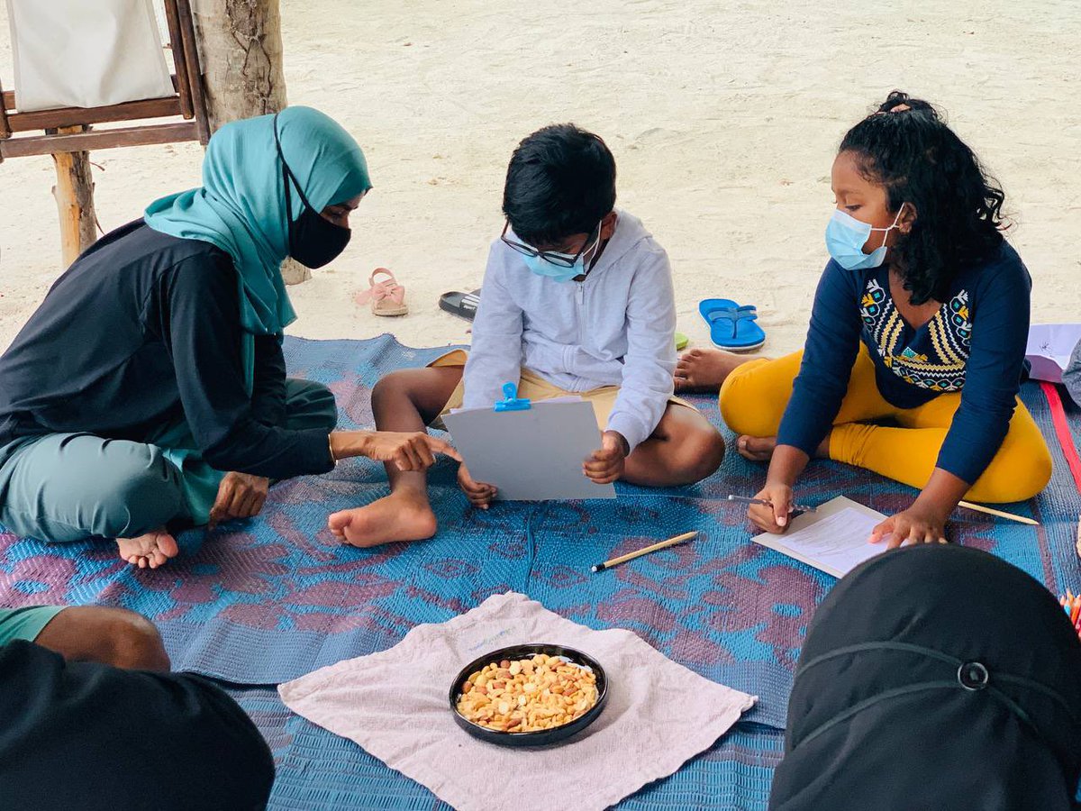 A Climate Conversation with <a href="/aishaniyaz/">Aisha Niyaz</a> 

<a href="/childrenofmv/">Children of Maldives</a> in collaboration with @unicefmaldives <a href="/foiygaadiyaa/">FoiyGaadiyaa</a>