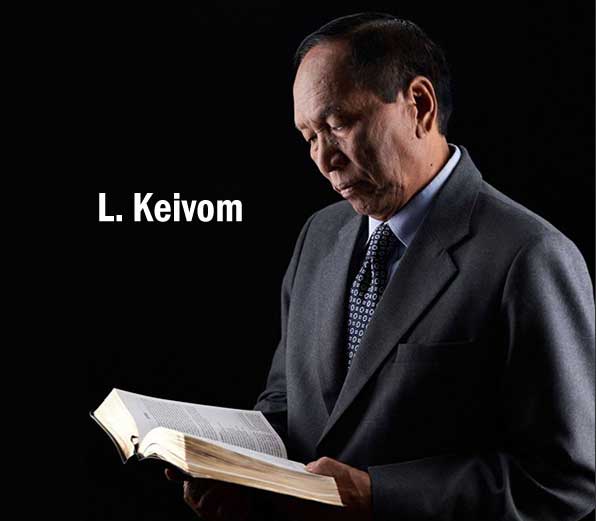 Lalvenchhunga's tweet photo. Thlamuangin Pu Lalthlamuong Keivom Indian Foreign Service (Rtd) chawl ang che.

Zofa khawvela mi chhuanawm leh ngaihsanawm, a hming dai tawh lo tur Pu L. Keivom chuan tukin khan natna awm tawh lohna ah min chawlhsan ta. https://t.co/MhdbvY0ZK6