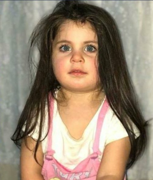 Esranur3507's tweet photo. Müslüme,Ecrin,İkranur,Leyla
Onlar melek olmadılar
Zaten melektiler canlarından oldular 
Çocuklara bebeklere kadınlara yalnız savunmasz gördüklerinde tecavüz ettiler öldürdüler küçücük bedenleri suçsuz günahsız öldürdüler  bu ülkede kadın çocuk olmak zor....
#cocuğumadokunma https://t.co/e4hhC6dSRq
