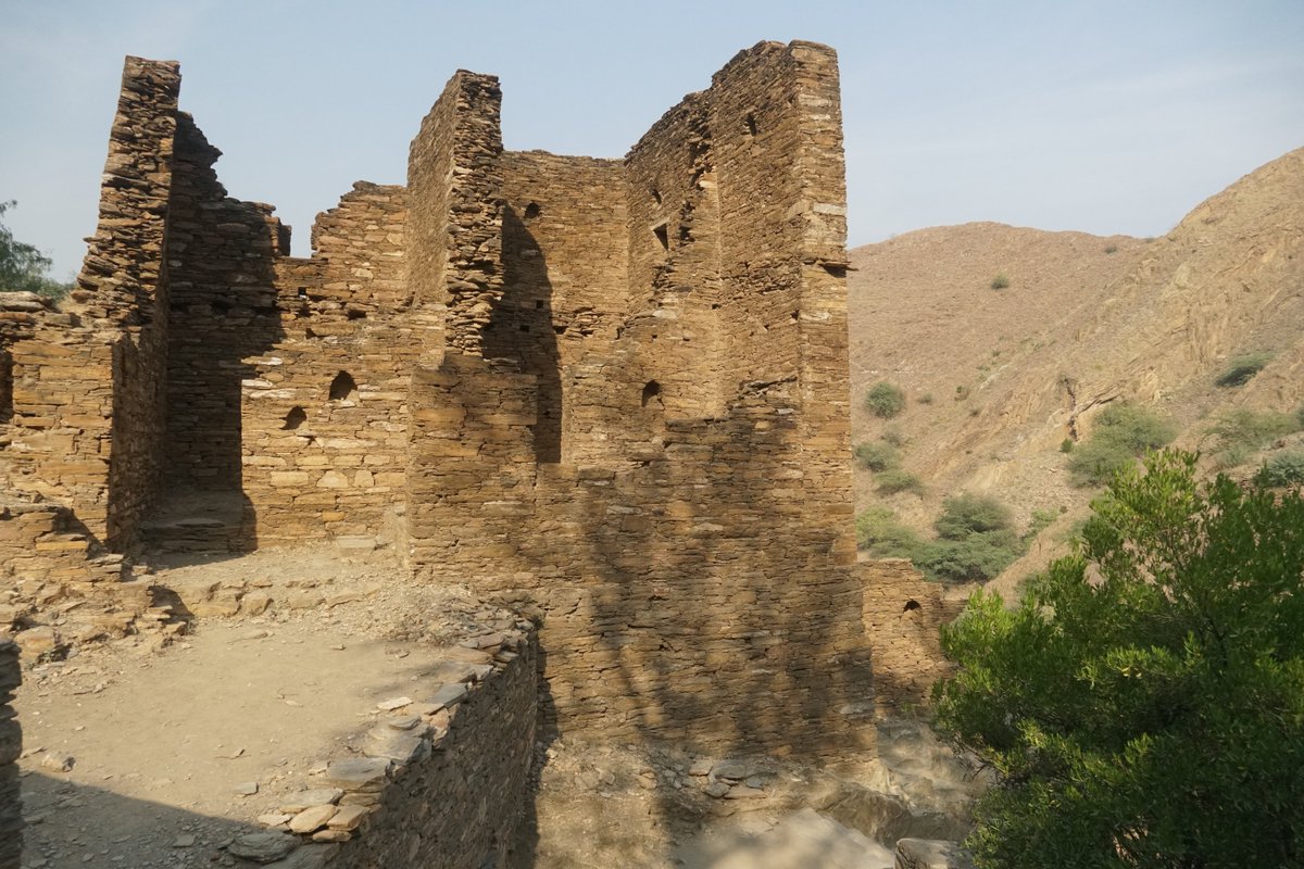 ETribuneMag's tweet photo. Recognised as a UNESCO World Heritage Site since 1980, the Takht Bhai complex holds immense tourist and academic value.
For more: https://t.co/SEHsr0R6bO
#etribune #news #latest #TribuneMag #heritage #waterspring https://t.co/6YhuLoPZYW