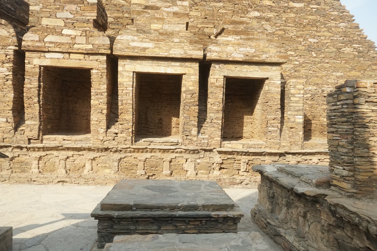 ETribuneMag's tweet photo. Recognised as a UNESCO World Heritage Site since 1980, the Takht Bhai complex holds immense tourist and academic value.
For more: https://t.co/SEHsr0R6bO
#etribune #news #latest #TribuneMag #heritage #waterspring https://t.co/6YhuLoPZYW