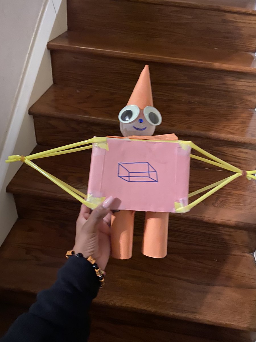 JessikaHearne's tweet photo. #Harper’s 3-D shapes project #cone #sphere #rectangularprism #cylinder #pyramid 🙂 https://t.co/A1j9jHvIxX