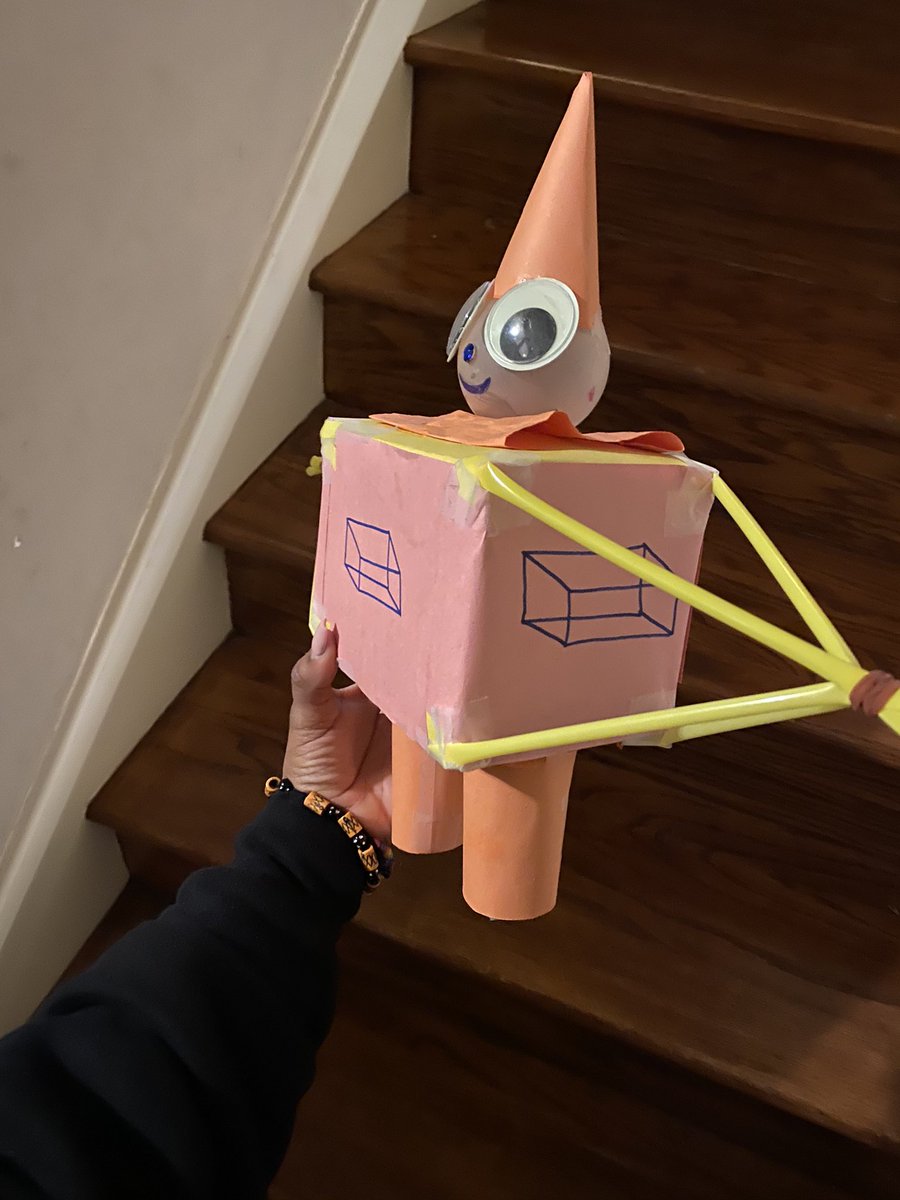 JessikaHearne's tweet photo. #Harper’s 3-D shapes project #cone #sphere #rectangularprism #cylinder #pyramid 🙂 https://t.co/A1j9jHvIxX