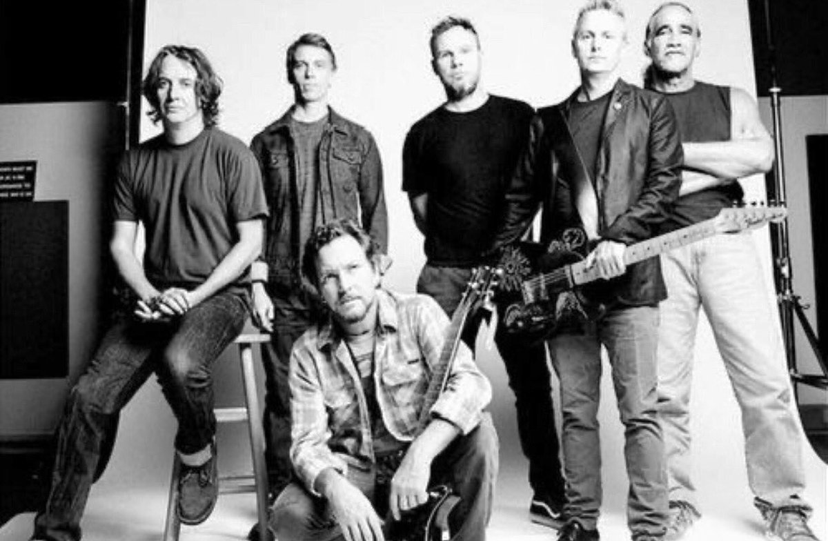 JeffAmentsArmy's tweet photo. #MattCameronWeek
#MFC
#JeffAment on Matt Cameron:
"The great thing about him is his consistency and commitment. Every time he sits down you know he's going to bring it all….
1/3 https://t.co/fMpWFjNAw8
