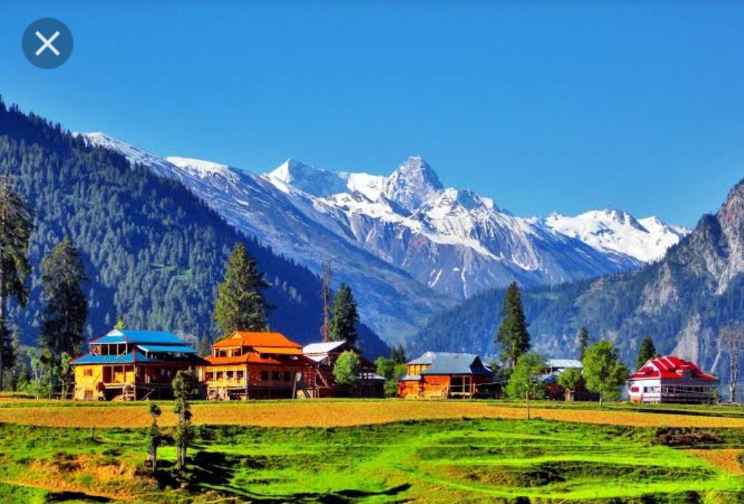 SDOGlobal's tweet photo. #NeelumValley is located 20Km from capital city Muzaffarabad Azad #Kashmir. Road is about 200km long and ends at Taubut. LoC is located on the bank of Neelum river. Valley amazes tourists with its beautiful natural environment. Let's keep clean its #environment. 
Via @KhurramAJK https://t.co/J8mwbbIvMm