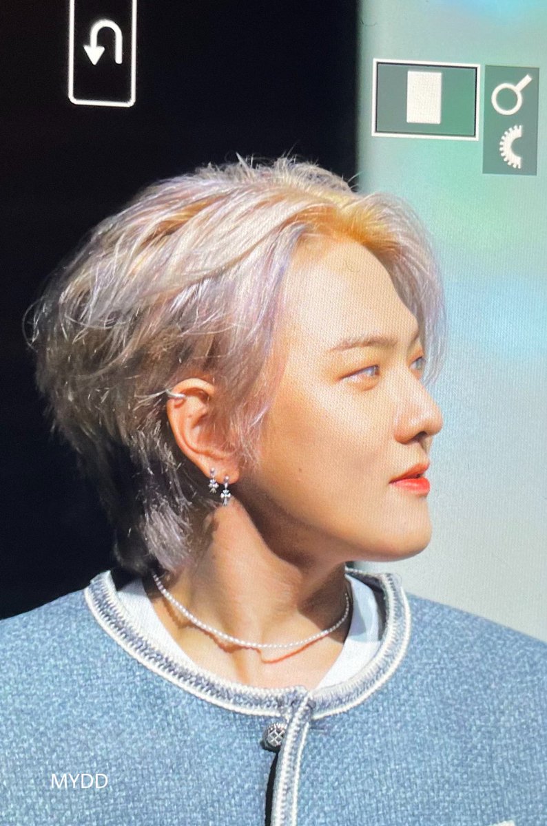 mysunshine_DD's tweet photo. 211128 도뇨구❤️

#아이콘 #iKON #동혁 https://t.co/esADRL5dZv