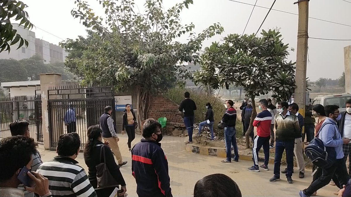 careers360's tweet image. CAT 2021 Exam Day - Pre Shift 1 Concludes | IN PICS 
#catexam2021 #cat #catexam 

LIVE Coverage: bit.ly/3CW5gLv