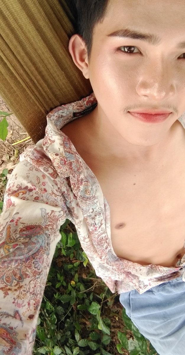 02Snackjack's tweet photo. จะทำไงถึงจะเห็นใจ. หรือจะให้ถอดเสื้อเลยไหมจะได้เห็นใจเรา https://t.co/jHl7BuEeLg