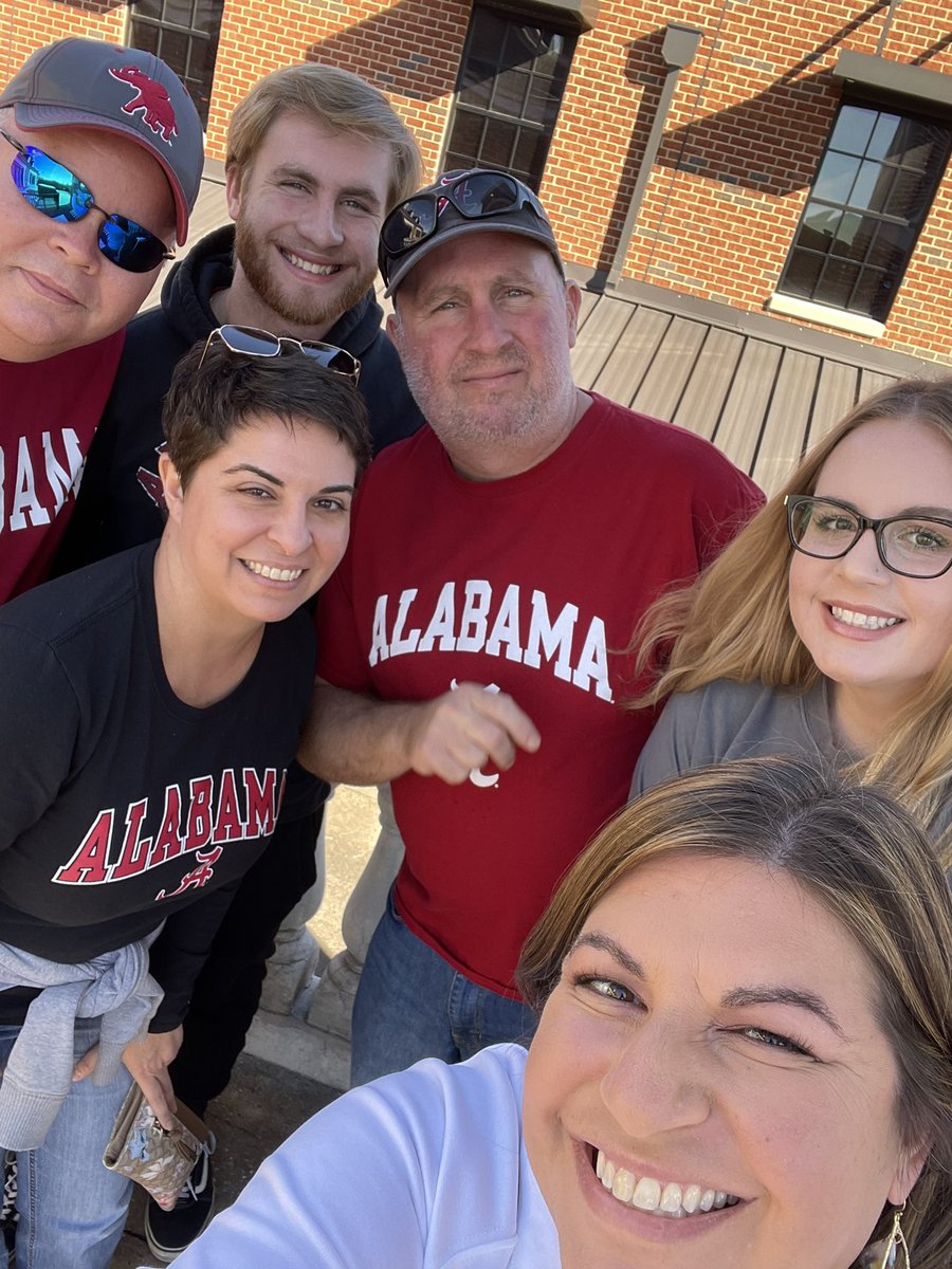 CranstonCorner's tweet photo. No matter the adventure. I’m so grateful I can do it with family. #cousinsbythedozens #betterwithyou #kidsgrowingup #timewellspent #alabama21 https://t.co/9iDjhWUesy