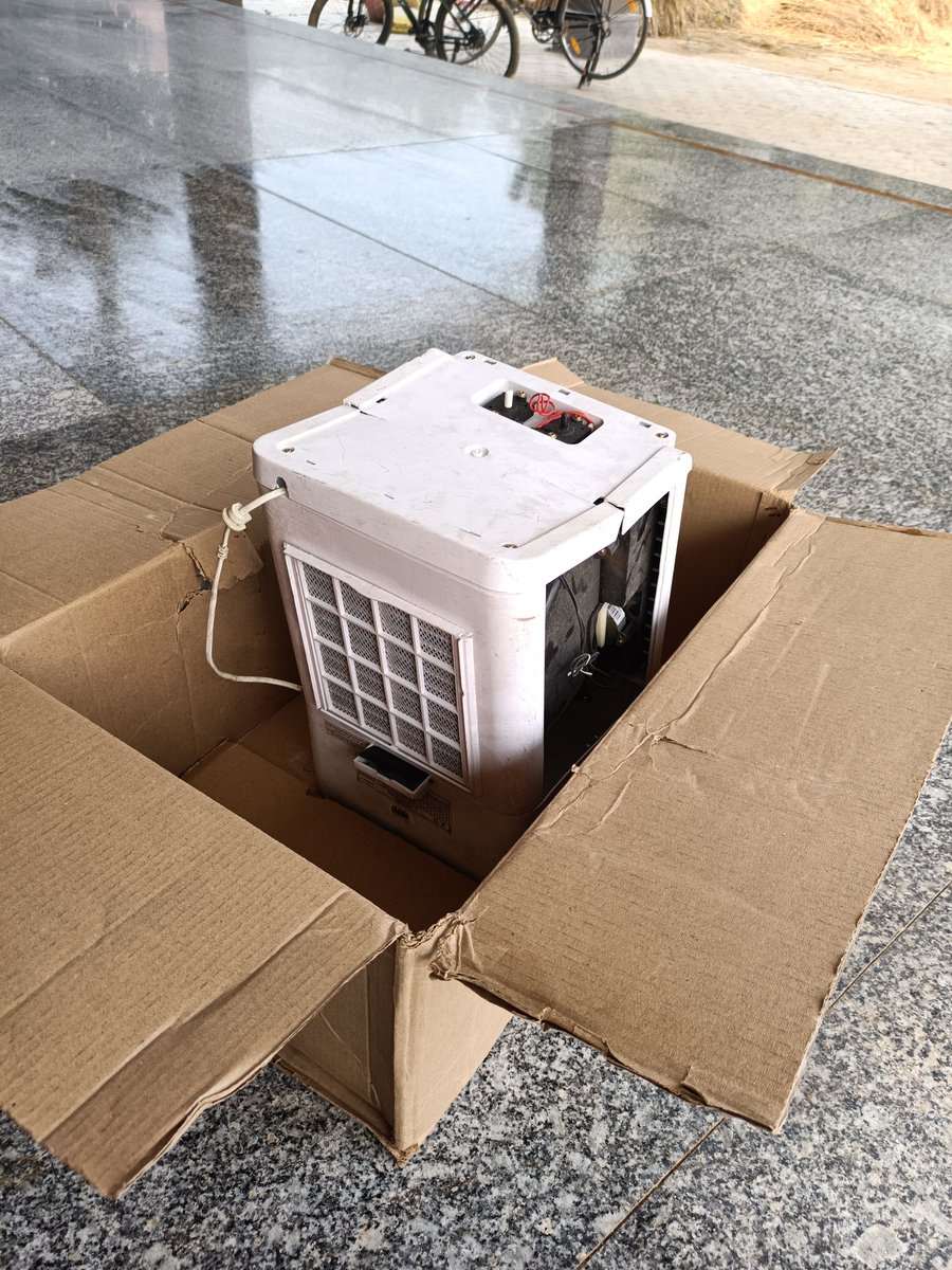 HBSin78's tweet photo. 1/2
@amazonIN Order No Is 402-2744753-6692327
I Ordered 25 Ltr Ameo Standard Geyser From Seller : 24/7 Deals Unfortunately We Were Out Of Station So Was Not Able to Check The Product Inside The Box Today When We Opened the The Box We Received Scrap Product
I Feel Cheated https://t.co/kQfsGhmpcZ