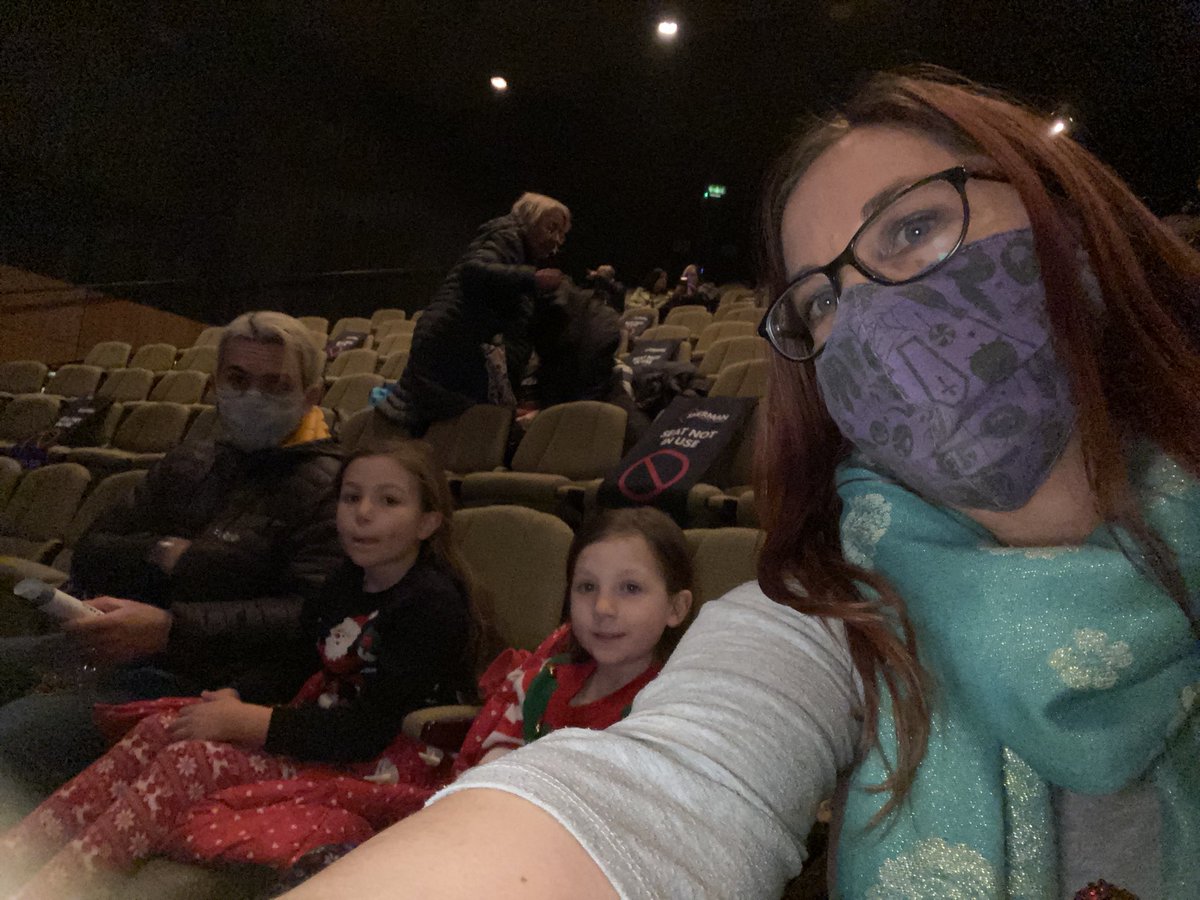 GreenLadyMedia's tweet photo. @seirioldavies thank you ❤️🎄 Diolch o galon! For redefining the Spirit of Christmas Present for our 6&amp;7 year olds. You were their favourite bit of #AChristmasCarol @ShermanTheatre  last night. And there was a lot of perfection to choose from. Amazing, beautiful, inspirational ❤️ https://t.co/GaTCHAJNhj