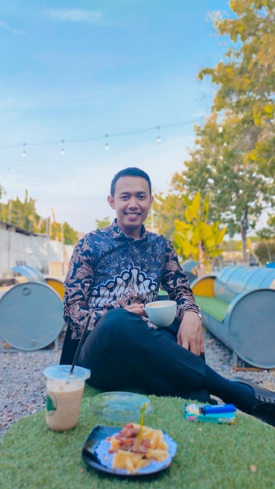 Rad1it's tweet image. NOVEMBERAIN 🌧😁