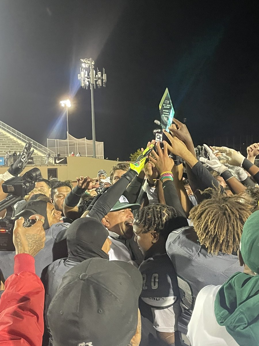 Helix Athletics tweet media