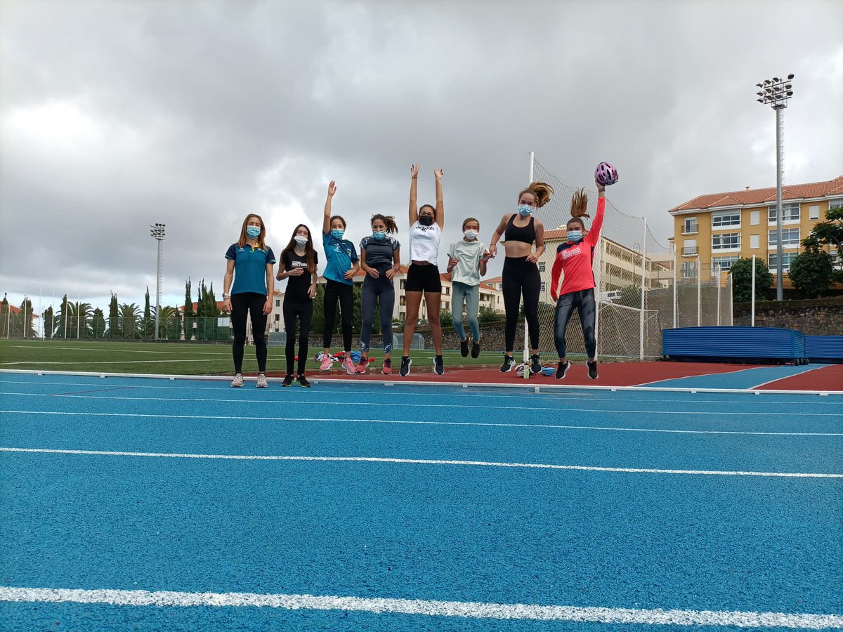 MelinaAlonso1's tweet photo. Damos por concluida, en Tenerife, la temporada de encuentros Amazonas 
🏊🏼‍♀️🚴🏼‍♀️🏃🏼‍♀️
Con ilusión e implicación, cada año seremos ➕las guerreras.
¡Felicidades a todas!
@TRIATLONSP @fecantri @fundaciondepjov @deportegob https://t.co/iq5gFhnxOq