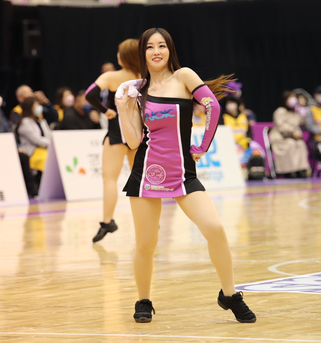 PocketSuzuki's tweet photo. #温泉むすめ 手拭いと
#レイグリKANAKO ちゃん
もう…
言葉はいらない😍
#レイグリッターズ
#Bチア
#firebond https://t.co/OUcxdlW7Qi