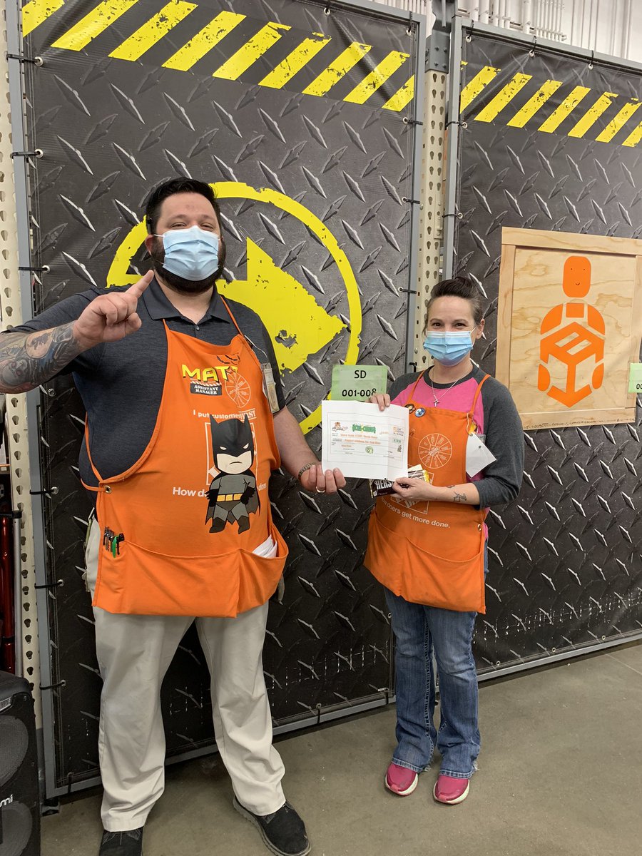 It’s always fun delivering those ChaChings…. Yesterday it was a special pleasure recognizing Renee Stone@ 2305 in customer service with her first closed window lead!! WAY TO GO RENEE!! <a href="/Mullen_13/">Matt Mullen</a> <a href="/EldredPeterson/">Pete Peterson</a> <a href="/TSoltysik/">Teresa Soltysik</a>  <a href="/HDISTonyMancini/">Tony Mancini</a> <a href="/JoeTanner_HDE/">Joe Tanner</a> <a href="/jaybisping/">Jay</a>