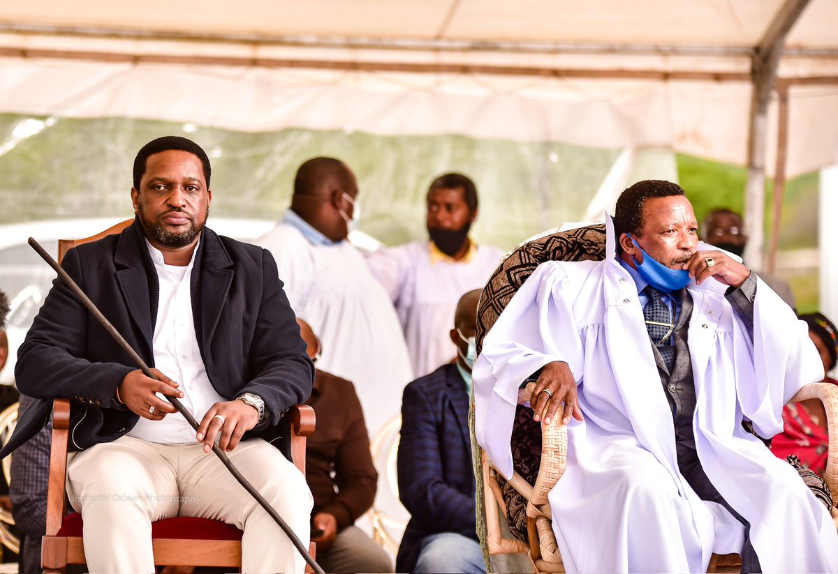 umshuthi's tweet photo. uBaba UNYAZI LWEZULU Ngenkathi evakashele HM KING MISUZULU KA ZWELITHINI 👑👑🙏🏾
📸📸📸📸 https://t.co/aEnATZD1tB