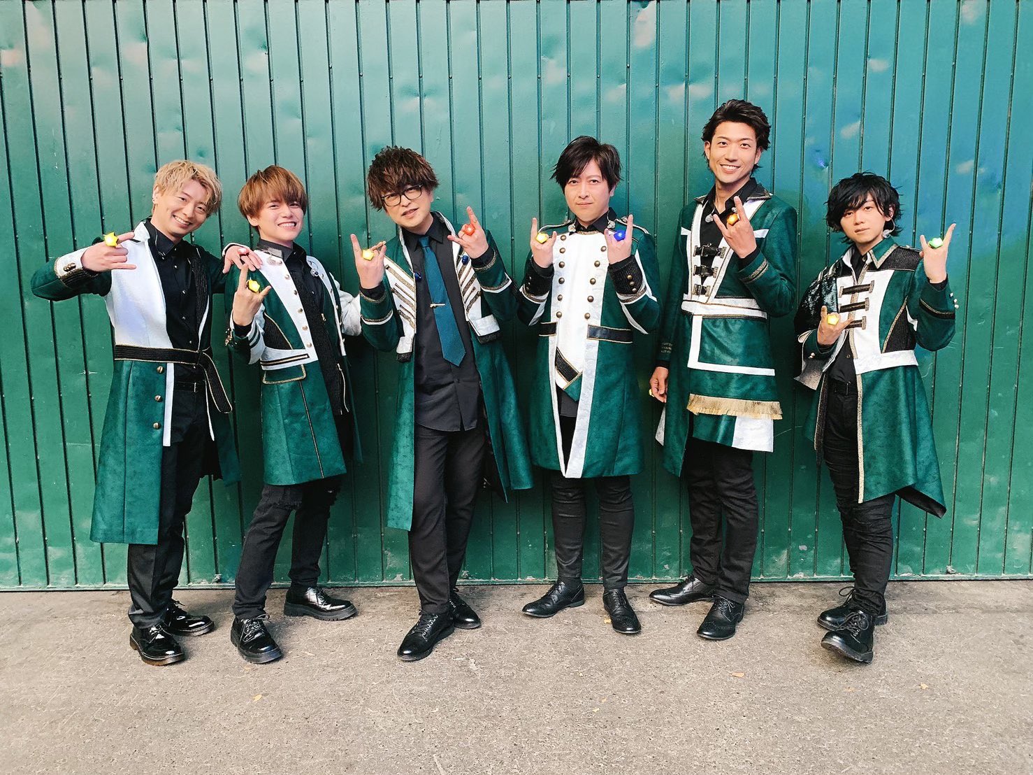 Uzivatel 山下大輝 Daiki Yamashita Na Twitteru うたプリライブ2日間ありがとうございました He Vens最高 T Co X0mmw0lb17 Twitter