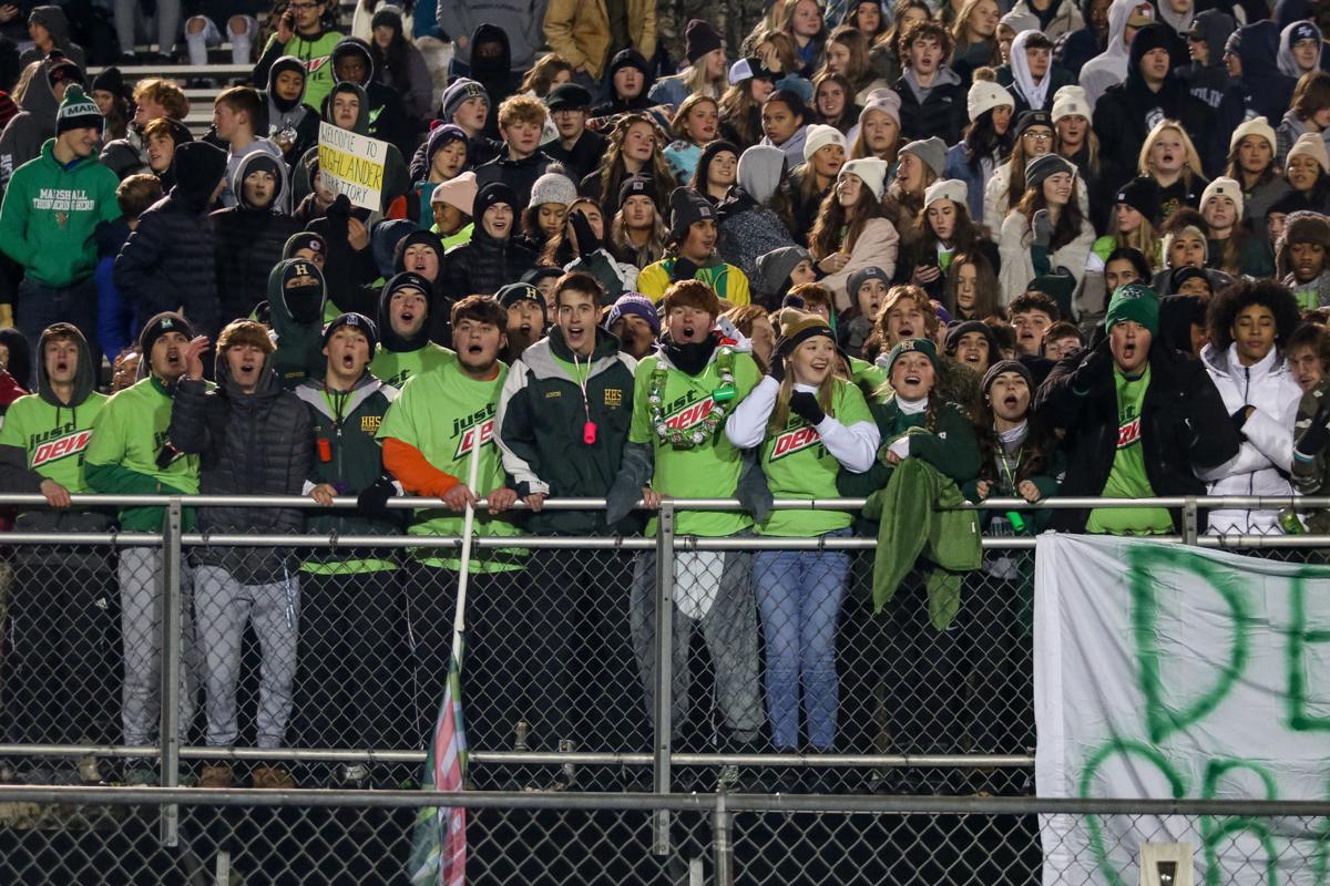 DMarie1257's tweet photo. Huntington highs win over Cabell Midland in the state AAA playoffs ( semi finals ) #1 HHS is 13-0 and will play #2 Martinsburg 12-1 in the AAA title game.  #HHS #GoHighlanders https://t.co/VCZQTTXVbc