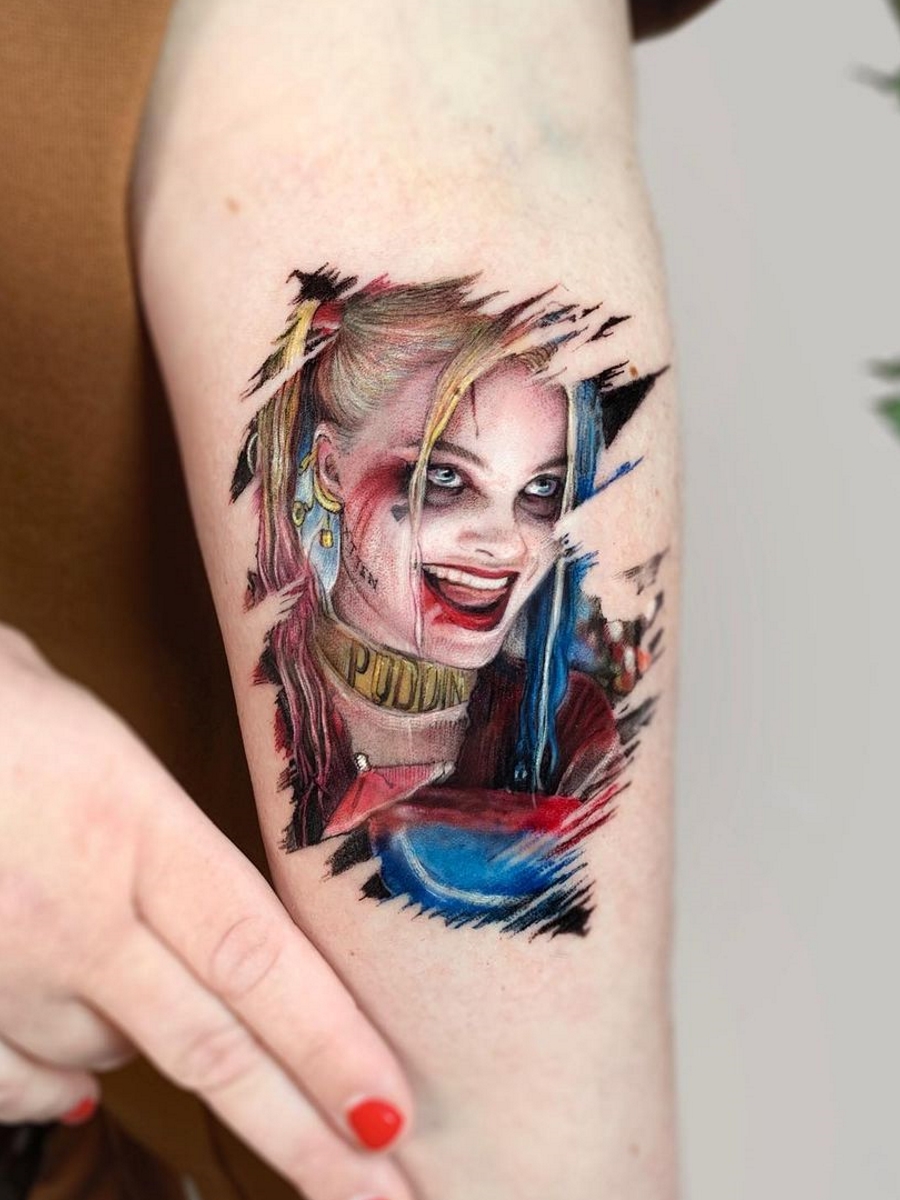 Dàn diễn viên Suicide Squad khùng hết cỡ khi tự xăm cho nhau #31 Dàn diễn viên Suicide Squad khùng hết cỡ khi tự xăm cho nhau