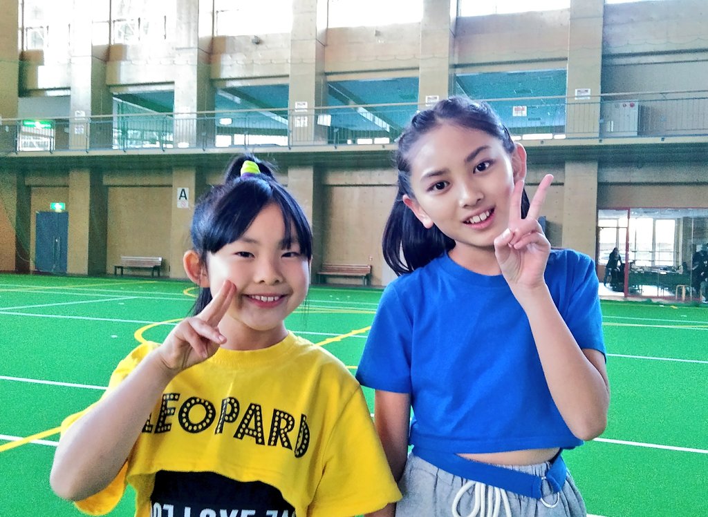 m19731206's tweet photo. (※撮影許可頂いてます)

いつもキラキラしている

" コハネさん "と一緒に撮影✨

「やっと一緒に写真とれた(＾∀＾)🎶」と、とても嬉しそうでした(笑)

ありがとうございました😃
#アドバンス金沢 #アクターズスタジオ金沢校 #ACTD2 https://t.co/VzQQaJegJ4
