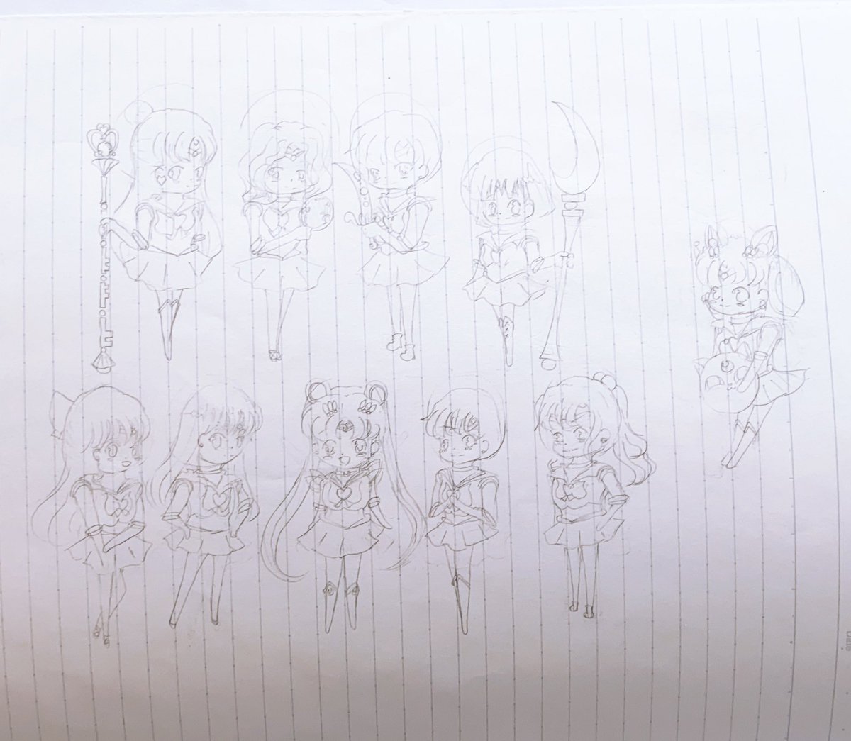 ひぃっ…
(訳:部屋の整理をしてたら発掘された高校生のときのセラムンイラスト達。当時のアカウントには載せたはずだけど、比較のためにこっちでも…供養…🙏) 