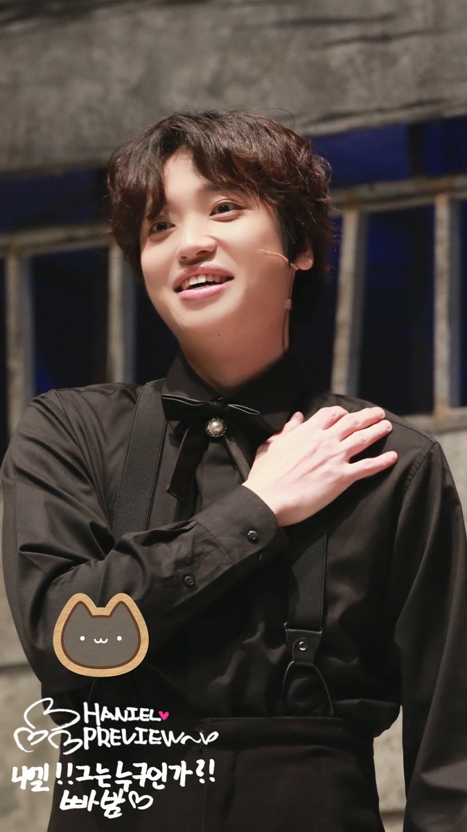 211128 개와 고양이의 시간 댕냥시 총막공 니엘 무대인사 미리보기

#틴탑 #니엘 #플루토 #녤루토

<a href="/TEEN_TOP/">틴탑(TEEN TOP)</a>
안녕 녤루토🐈‍⬛🐾