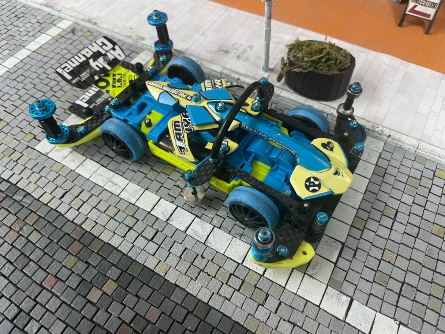 【クラッシャーマッスル様ご案件】ミニ四駆アバンテ　スモークキャノピー　B-MAX クラッシャーマッスル様ご案件】ミニ四駆アバンテ スモーク