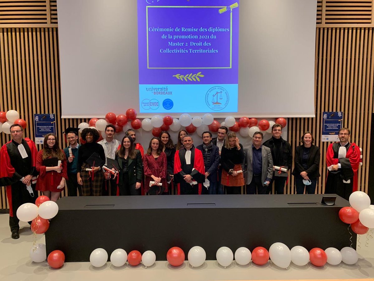 AMAT_Bordeaux's tweet photo. 🎓 Retour en images sur la cérémonie de remise des diplômes de la promotion 2021 du Master 2 Droit des Collectivités Territoriales 📣 

Merci à tous pour votre participation, et félicitations aux lauréats 🎉 https://t.co/4aSA1r9eDo