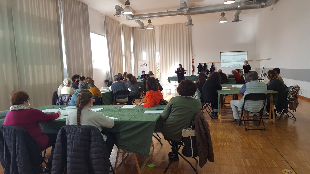 SalutPublicaIB's tweet photo. Ayer se celebró en Algaida la I Jornada de acción comunitaria con motivo de la adhesion del municipio a la Estrategia de salud local del @sanidadgob Trabajamos en la busqueda de activos de Pina, Randa y Algaida #RECS Ajuntament d'#Algaida https://t.co/yP9z9DleYx