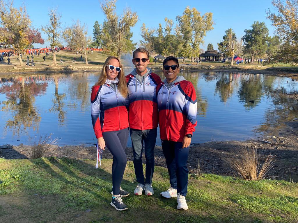 ViewpointXC's tweet photo. We left Fresno w/o hardware but we carry out a legacy we are proud to continue carrying forward. 
Boys placed 11th, Girls in 7th for Div 5. 
Great &amp; fierce competition on the course - congrats to all athletes this season! Great to be back at State. 💪
#holdtherope https://t.co/mXFsdkax5E