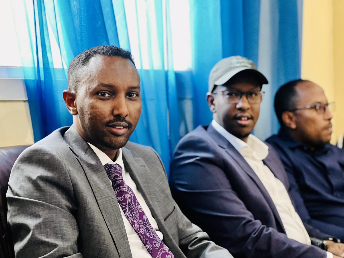HagiAAli's tweet photo. #ElectionResults2021 #Somalia #HOP103 Election for the vote Counting for for Candidates for Mr Mohamed Ali Hassan and Mr Mukhtar Ali Ibrahim and expected to announce the results soon for the Winner for the #HoP103 https://t.co/XxJyLcCX61