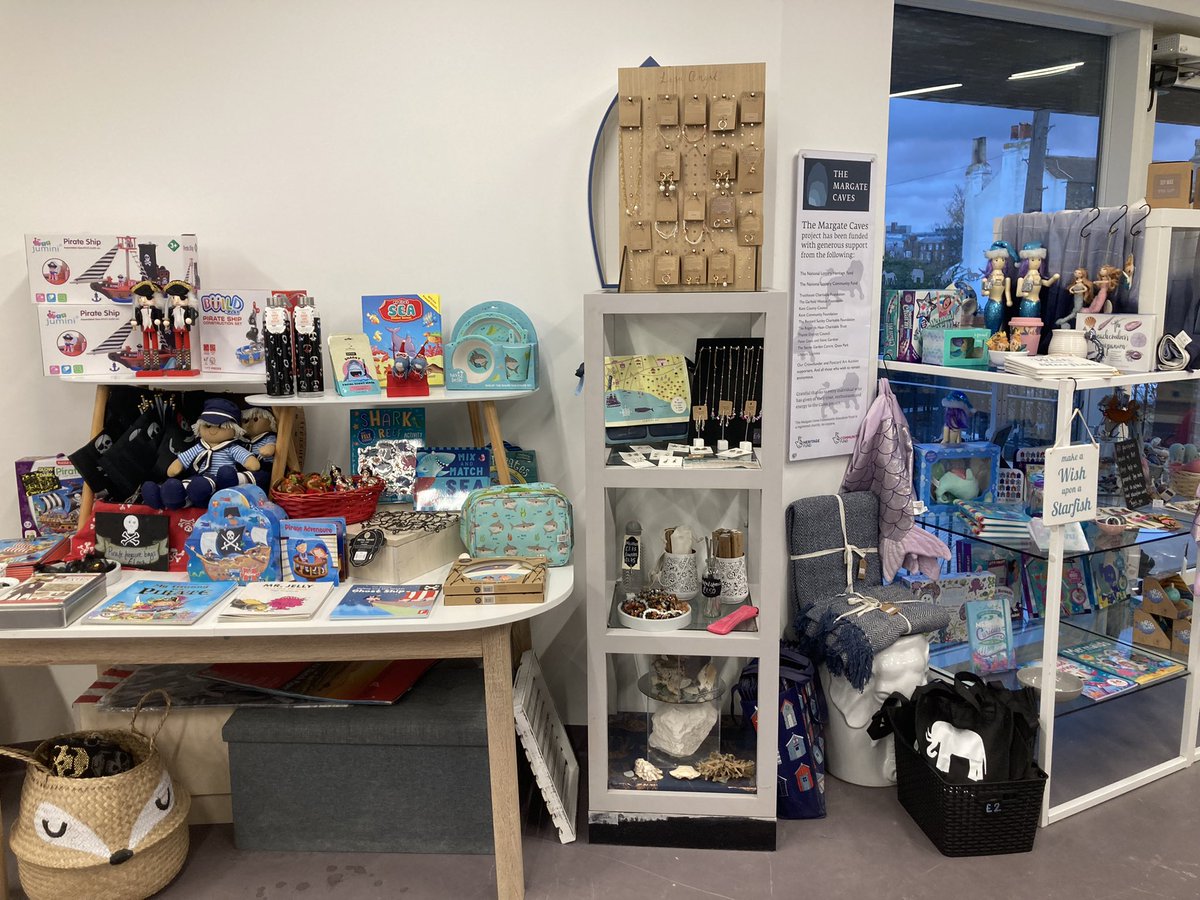 MargateCaves's tweet photo. It’s #MuseumShopSunday so why not #shopsmall and #supportlocal and tick off some Christmas shopping at the Caves? No ticket needed to visit the Shop or Cafe. https://t.co/firemixjxg