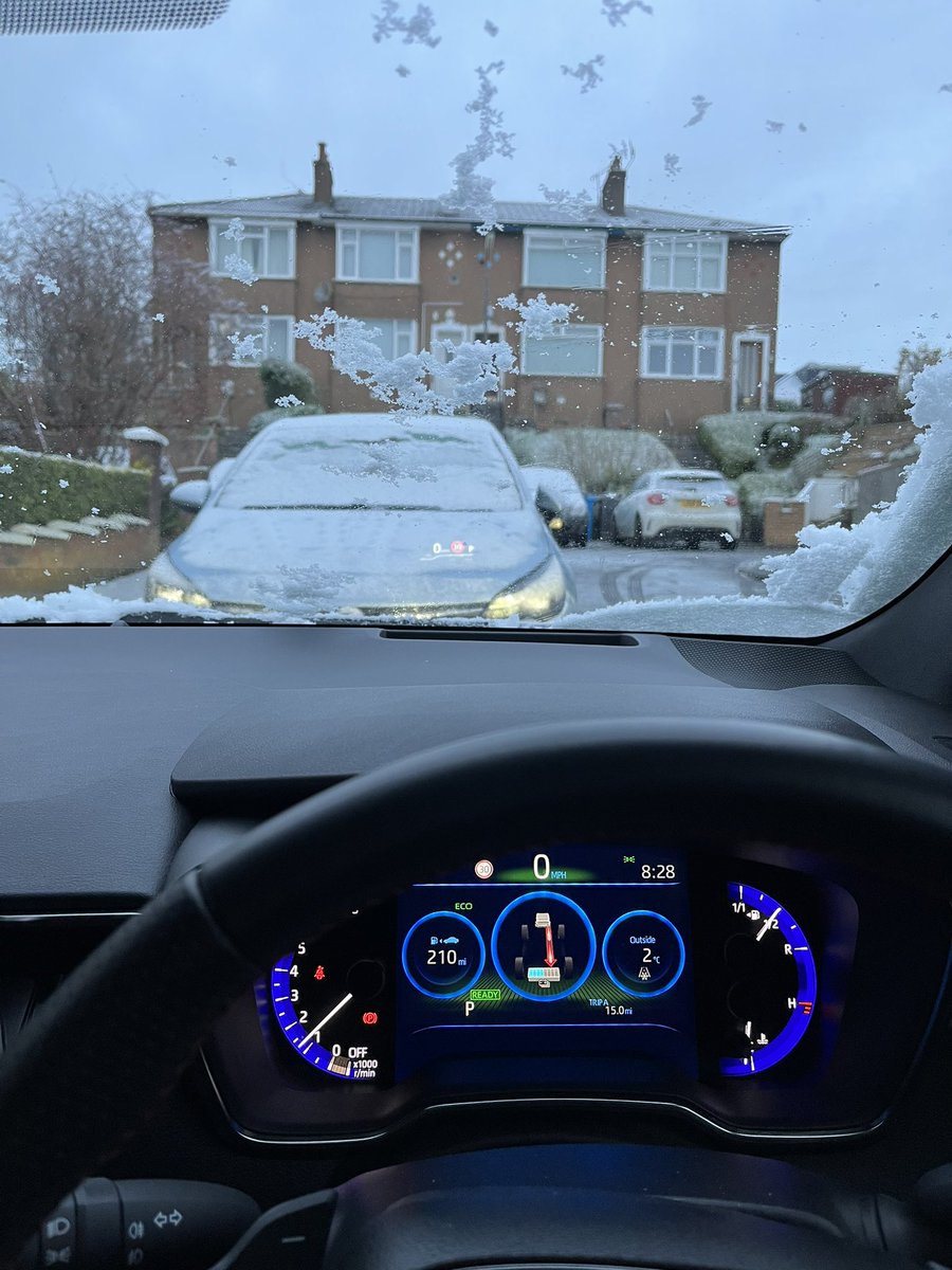 boabster1's tweet photo. Let it snow let it snow let it snooooooww https://t.co/qs2vxwMSaO