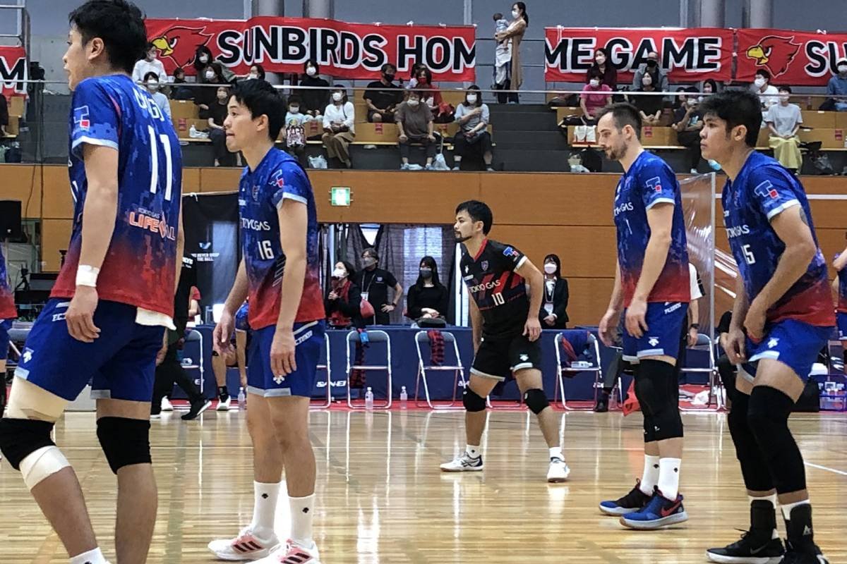 tiebreakertimes's tweet photo. Espejo checked by Toray as Tokyo suffers sweep in #VLeague >> https://t.co/2xumcskLDr https://t.co/IA7XjvL1bD
