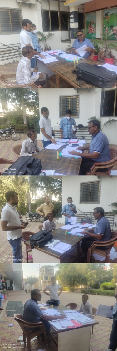 MamBotadcity's tweet photo. મતદારયાદી સંક્ષિપ્ત સુધારણા કાર્યક્રમ અંતર્ગત બોટાદ સીટીના મતદાન મથકોની મુલાકાત. @Collectorbotad  @CEOGujarat https://t.co/T8pWuNH26A