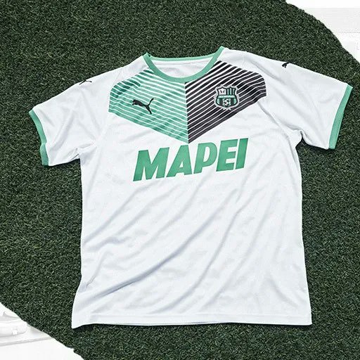 MapeiUKLtd's tweet photo. Everyone at #Mapei would like to wish #Sassuolo good luck as they travel to the San Siro to face AC #Milan in their #SerieA clash. The #Neroverde will face a stern test with Milan currently second in the table and having only dropped points in three games so far.
😀 🖤 💚 ⚽️ https://t.co/6vMDqre857