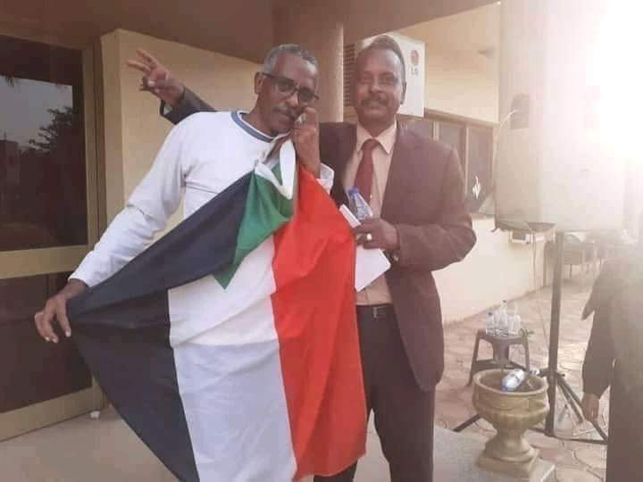 ShalallIslam's tweet photo. Wagdi Salih is Free! 
The Empowerment Removal committee's  Head  is free 27 Nov 2021
#ThereNoWayBack
#SudanCoup
#Sudan
#الردة_مستحلية https://t.co/YKe5nNm8vk