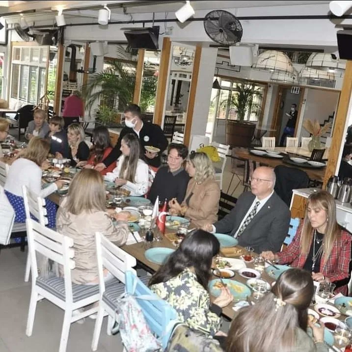 ekologman's tweet photo. GİŞKAD kahvaltılı istişare buluşmasında KA Mentorluk olarak CharacterIX Kişilik Envanteri uygulamalarımızı anlattık.
#giskad #kamentorluk #mentor #kişilikenvanteri #kişiselgelişim #eğitim #danışmanlık #koçluk #danışmanlık #egitimdanismanligi #characterix #mentorluk https://t.co/shGWfTRx1T