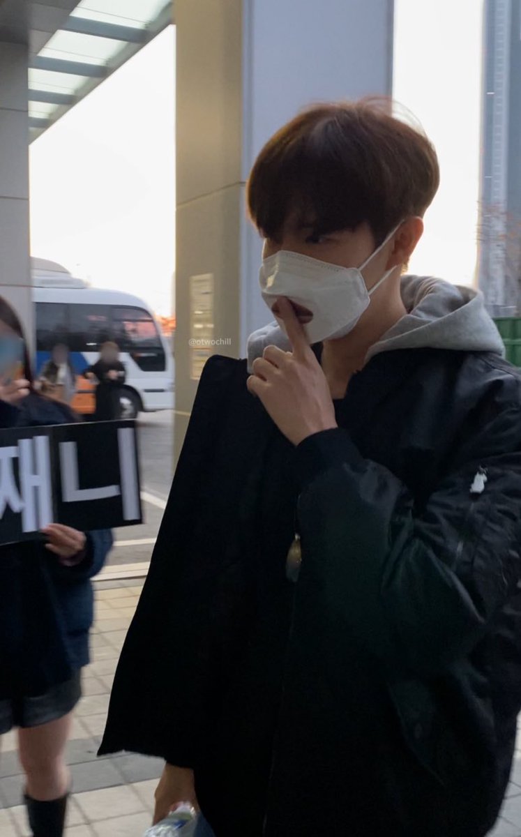otwochill's tweet photo. ( ˊ 👄 ˋ ) ~ .•♡  ༘*
#김재환 https://t.co/WzzXmTInHO