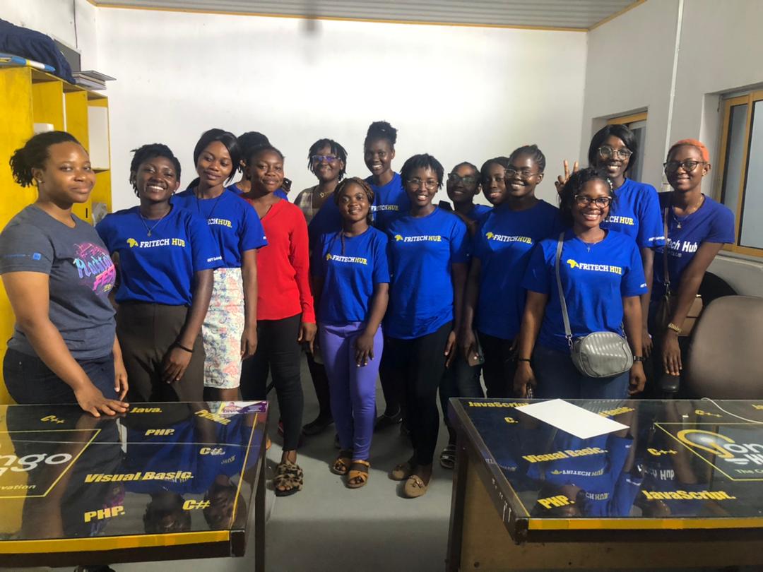 JennDdev's tweet photo. And it's a wrap. The @AfritechHub BootCamp ended in a grand style. I delivered the last lesson of the BootCamp on Entrepreneurship & Opportunities for Women in Tech. I am delighted that the participants got inspired and now we have more girls in 🇨🇲 climbing the tech ladder 💪✊. https://t.co/yksJXMTfQV