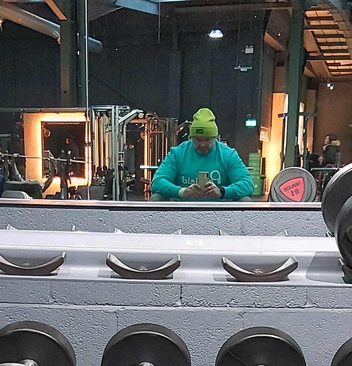 Early bird and all that....Sunday morning chest ,💪 its bloody 🥶
