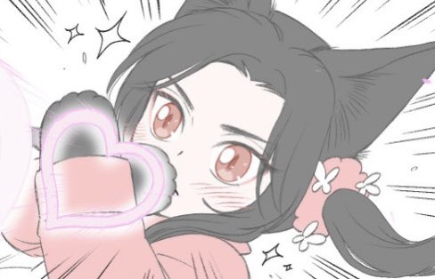 現パロの子狐にはなんとなくシュシュをつけてしまう…。あまり器用じゃない殿下でも可愛く仕上がる便利アイテム。可愛いのを見つけるとつい買ってしまう殿下だけど、カラバリに悩んでも大体赤に落ち着くので、後輩にいつも同じようなの買ってるじゃないですかってツッコまれる