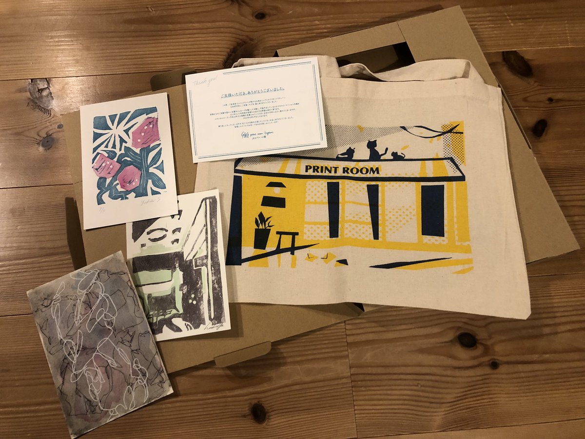 okanon0521's tweet photo. print room tegamiさんから、クラウドファンディングのリターンとして、サコッシュとオリジナルハガキが届きました！カワイイ‼︎ https://t.co/4lLatQ4xOn