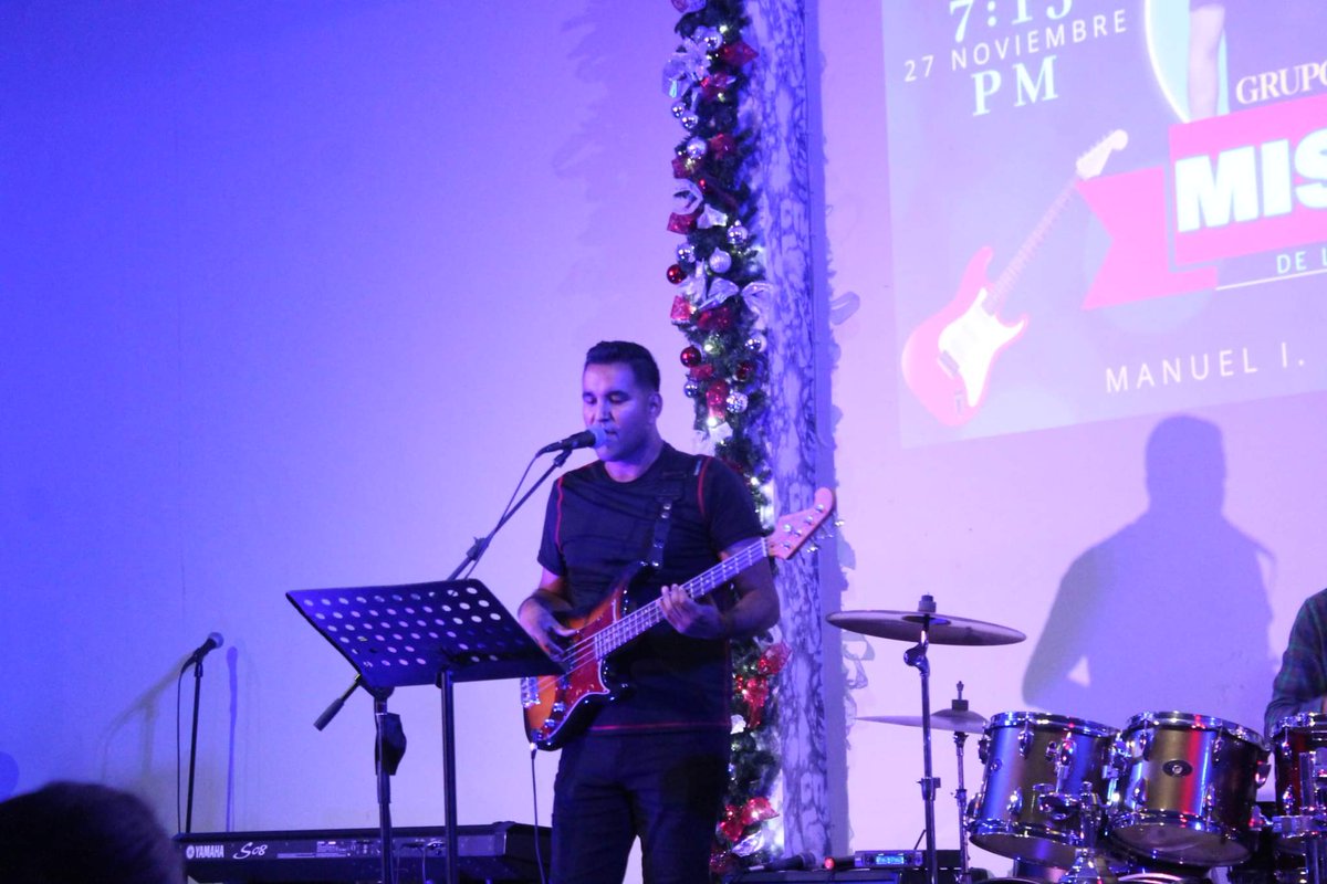 CFMHermosillo's tweet photo. Gran tiempo con el grupo Misión Vida de nuestra Iglesia hija de la Colonia Palo Verde.

Revive el concierto en nuestro canal de Youtube.

#cfmpics #Hermosillo #LaCasadelAlfarero #Sonora #music #concert https://t.co/Z3BkUqvlIQ