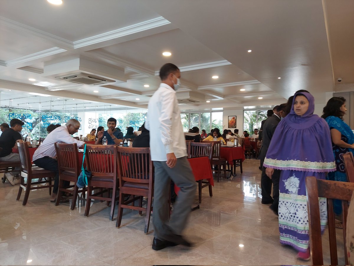 thelocalg's tweet photo. If you want to have a royal feel and relish on some delicious non vegetarian mughlai cuisine in #pune. Visit Blue Nile restaurant. You're welcome😉
Follow this thread will be adding more pictures.
#bluenilerestaurant #pune #punefoodblogger #indianfoodblog #thelocalguide https://t.co/aebL4QJ6WS