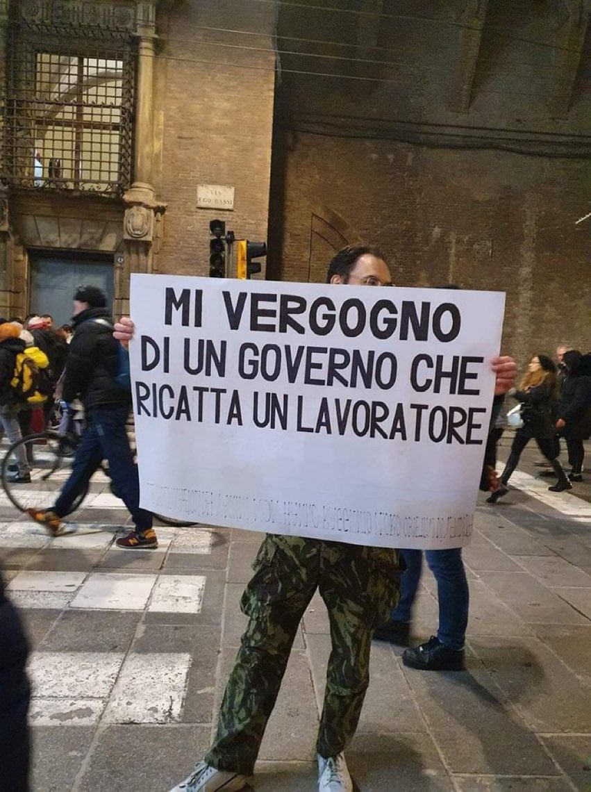 flayawa's tweet photo. Non serve aggiungere altro. https://t.co/PMGerHXYWS