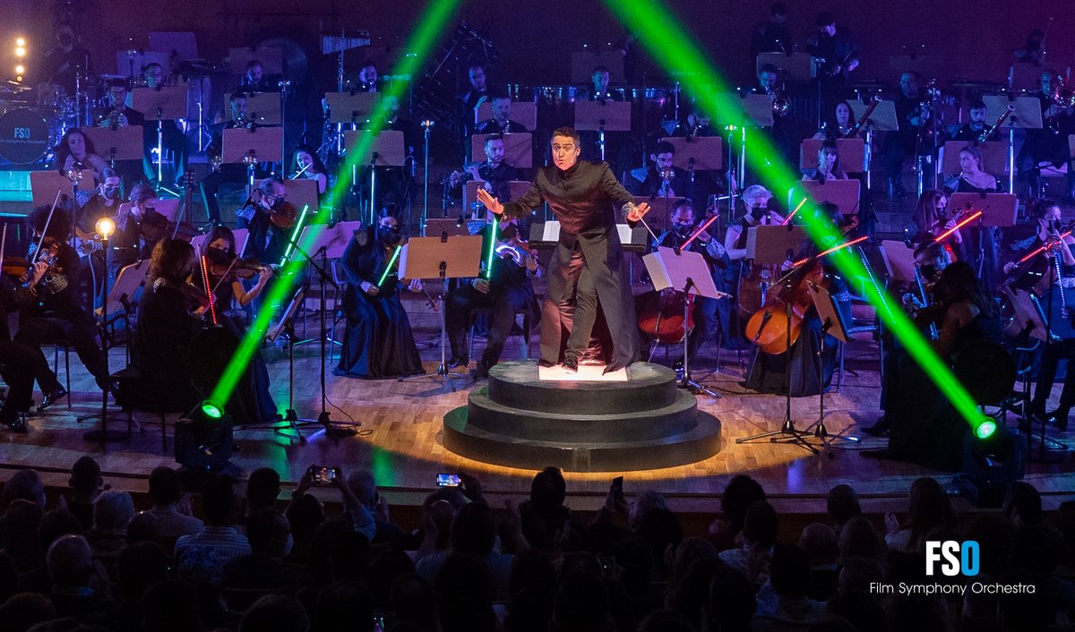 FilmSymphony's tweet photo. ¡Y #Murcia lo volvió a hacer! ¡¡Llenazo absoluto para disfrutar de #FSOFENIX!! 🎉 ¿Cuál fue vuestro momento preferido del concierto?

Si os quedasteis con ganas de más... ¡Nos vemos el 4 de marzo! 🗓 https://t.co/wDrvdbscO2