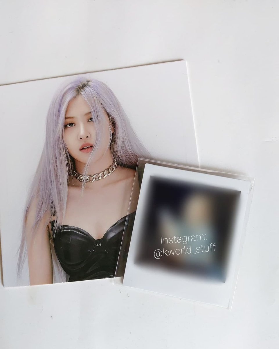 KworldStuff's tweet photo. WTS: BLACKPINK ROŚE Signed Polaroid 

Rare &amp; authentic!
From Rośe Solo era.
The polaroid is the same outfit &amp; concept, where Rośe posted on her IG account. 

USD$1200. Tracked shipping included.

Pm me if interested!

*Rose postcard are EXCLUDED*

#jennie #jisoo #lisa #sales https://t.co/Z6En9lrQMG