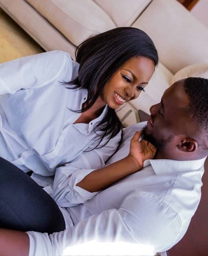 Julia_graced's tweet photo. Two is better than one; your family will be elevated because of your marriage; the wayward child will return because of the altar in your marriage; spouses will hear counsel and conviction because of a praying partner. God is your helper!
#MarriedsConference2021
#Afewhourstogo https://t.co/hNjHEHGiKW